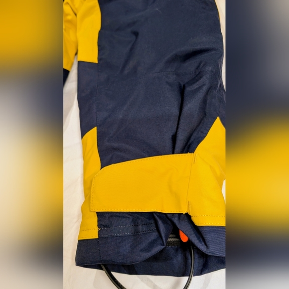 Kids Insulated Snow Bib - Picture 5 of 10